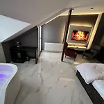 Hotel Bala *